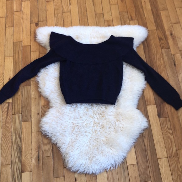 ANTHROPOLOGY KIMCHI BLUE Chrissy off-the-shoulder ruffle sweater. purple. XS. - Picture 9 of 13